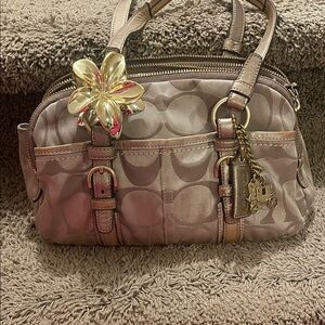 Vintage Y2K Coach Signature C Satchel with Carriage Charm ✨👠💄